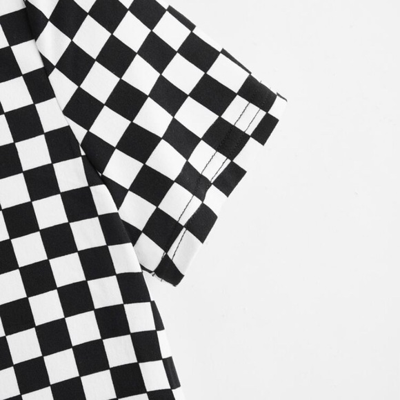 New half black and half black and white checkers. - Picture 4 of 10